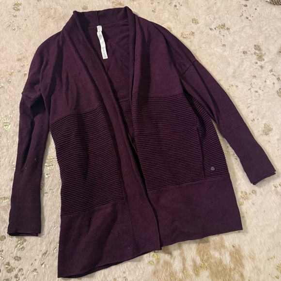 Lululemon Sit In Lotus Wrap II Heathered Plum Size 10 Merino Wool Cardigan - Picture 9 of 9